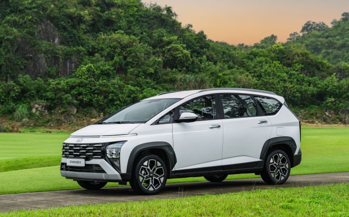 so-sanh-cac-phien-ban-hyundai-stargazer-1-scaled so-sanh-cac-phien-ban-hyundai-stargazer-1-scaled